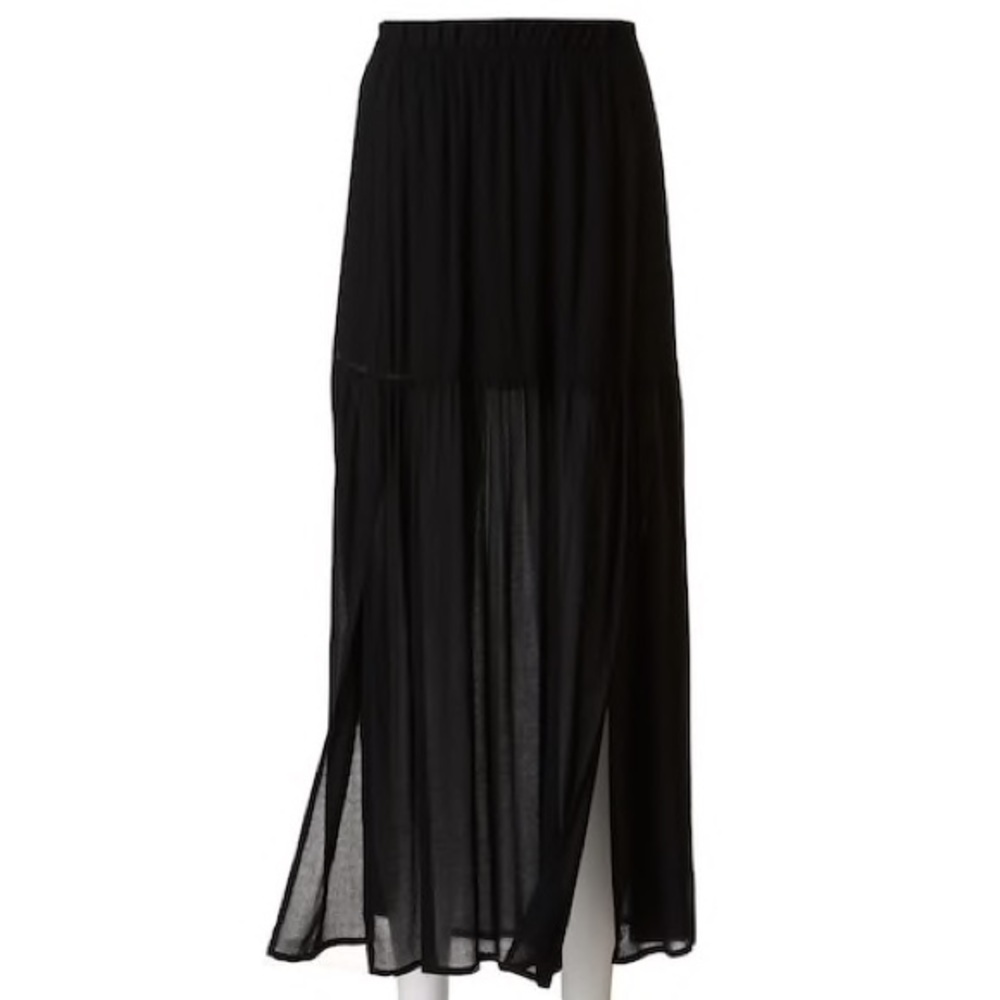 Elle long flowy black skirt with slit